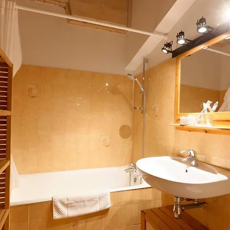 3 Etoiles -restaurant Le Pilatus Aparthotel 3*