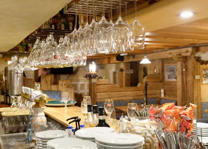 Appart hôtel 3 Etoiles -restaurant Le Pilatus 3*